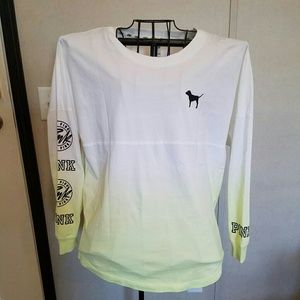 VS Pink Long sleeve tee